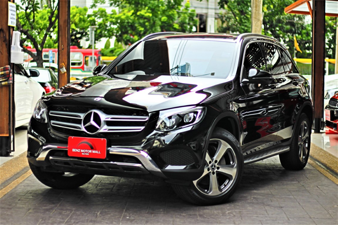 Read more about the article BENZ GLC250dOff-road ปี 19 รหัส #5888