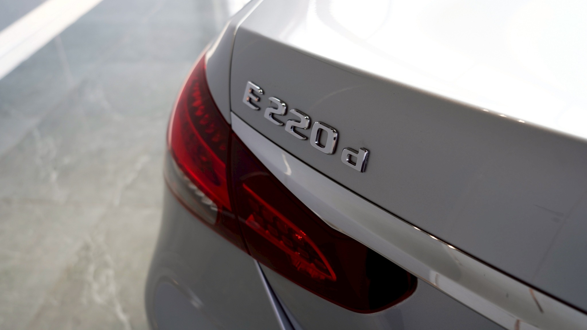 LINE_ALBUM_E220d​ AMG Sport​ ปี 22 _ 230_251115_15