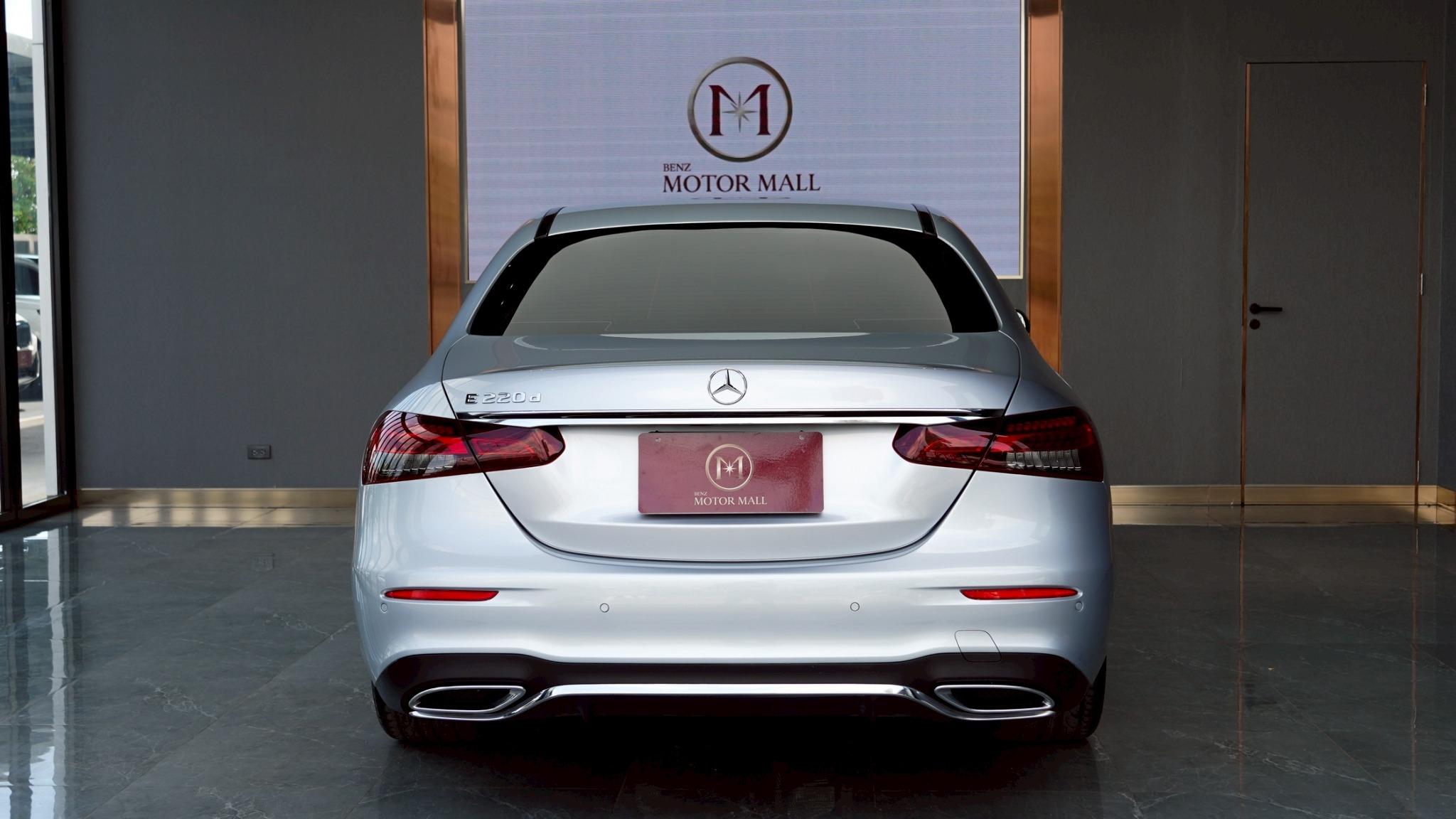 LINE_ALBUM_E220d​ AMG Sport​ ปี 22 _ 230_251115_6