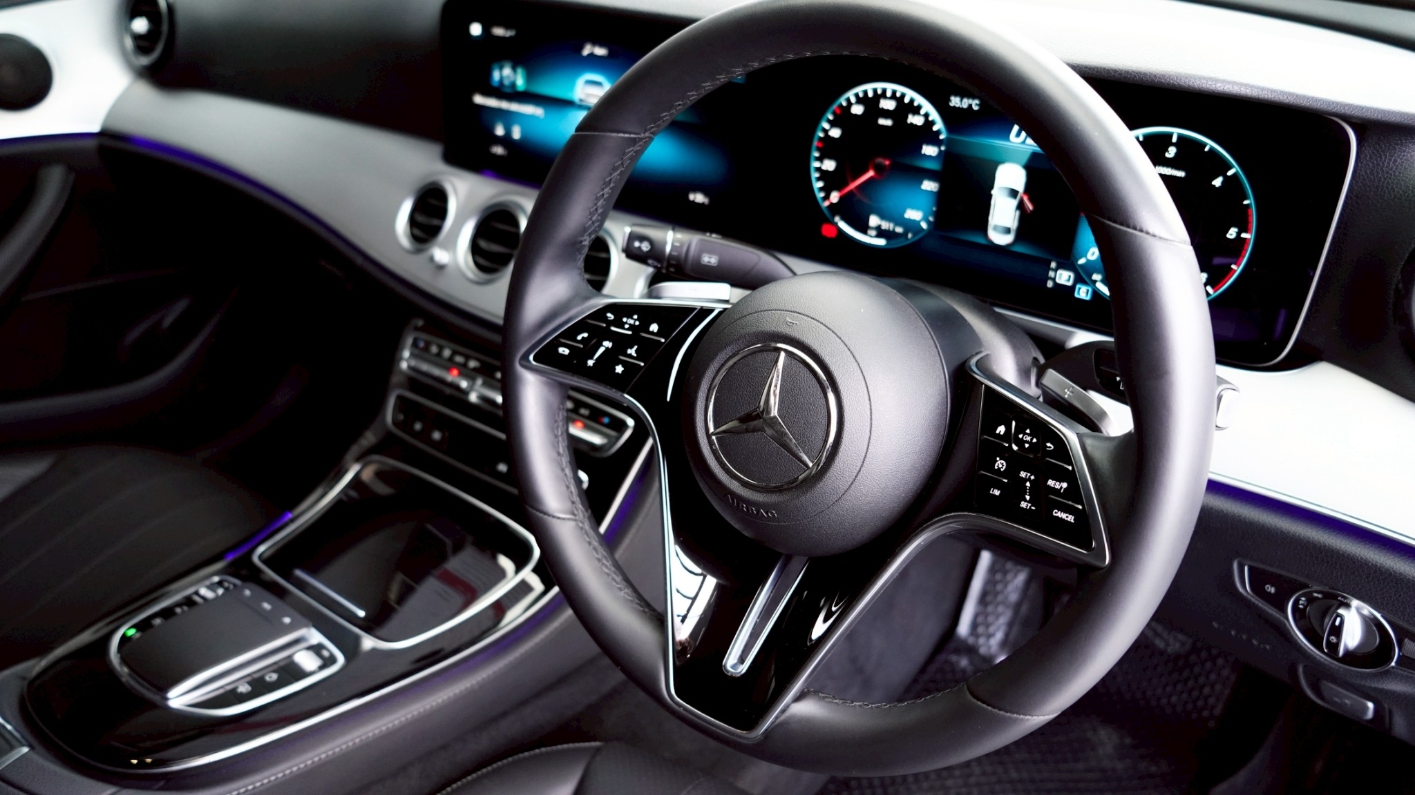 LINE_ALBUM_E220d​ AMG Sport​ ปี 22 _ 230_251115_7