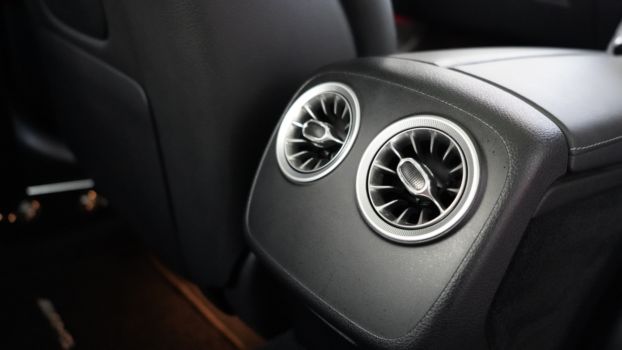 LINE_ALBUM_E300 AMG Dynamic ปี 17 _746_251111_1