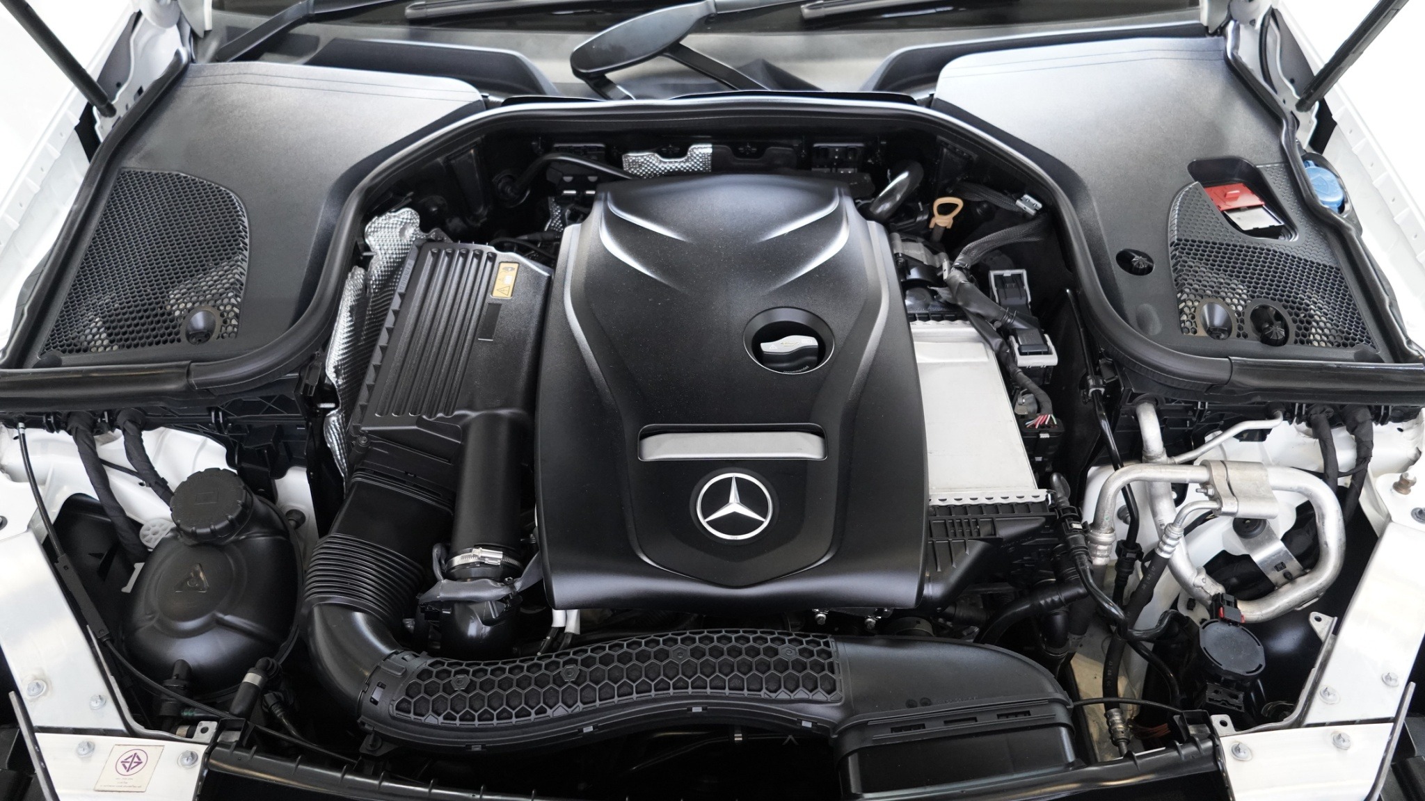 LINE_ALBUM_E300 AMG Dynamic ปี 17 _746_251111_10