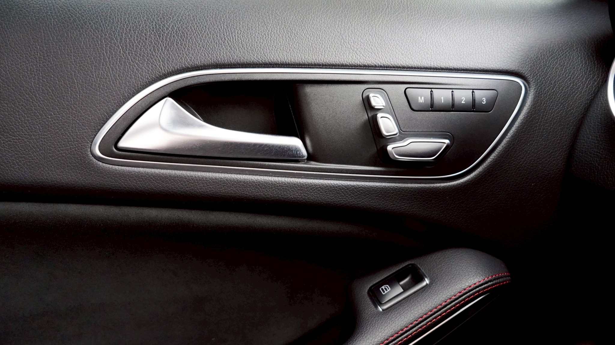 LINE_ALBUM_GLA250 AMG Dynamic ปี 18 _922_251111_6