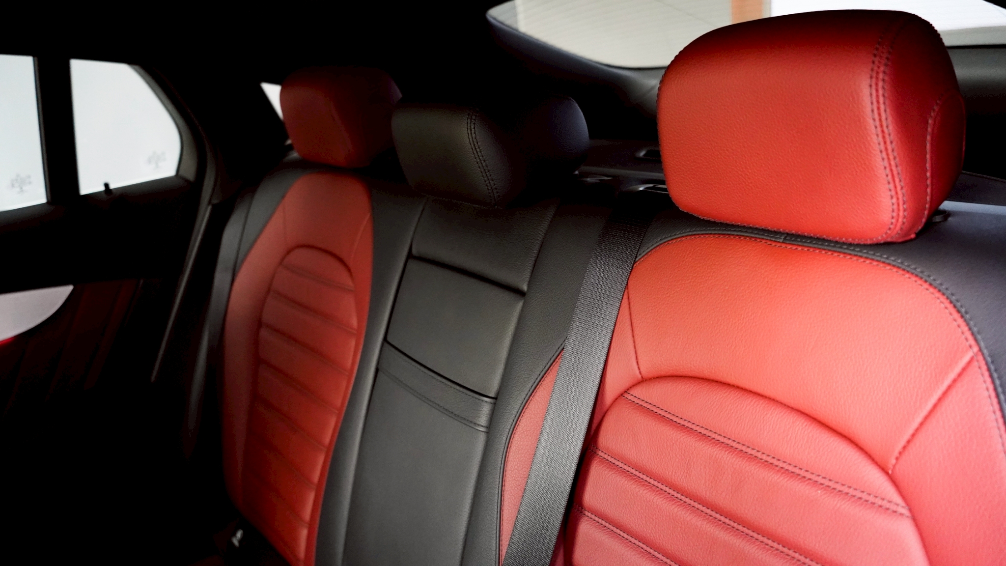 LINE_ALBUM_GLC220d Coupe AMG ปี 21 _999_251112_12