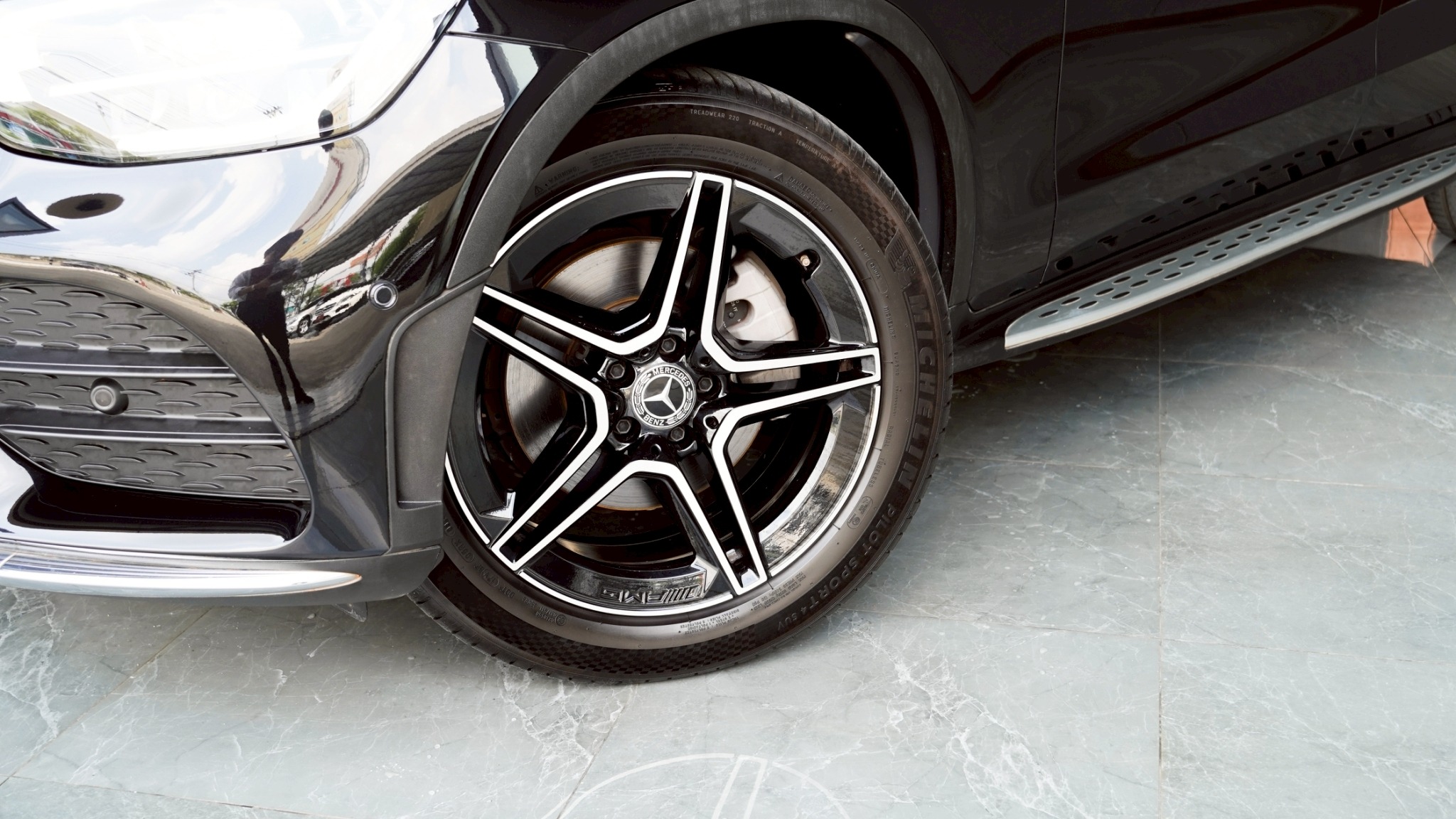 LINE_ALBUM_GLC220d Coupe AMG ปี 21 _999_251112_16