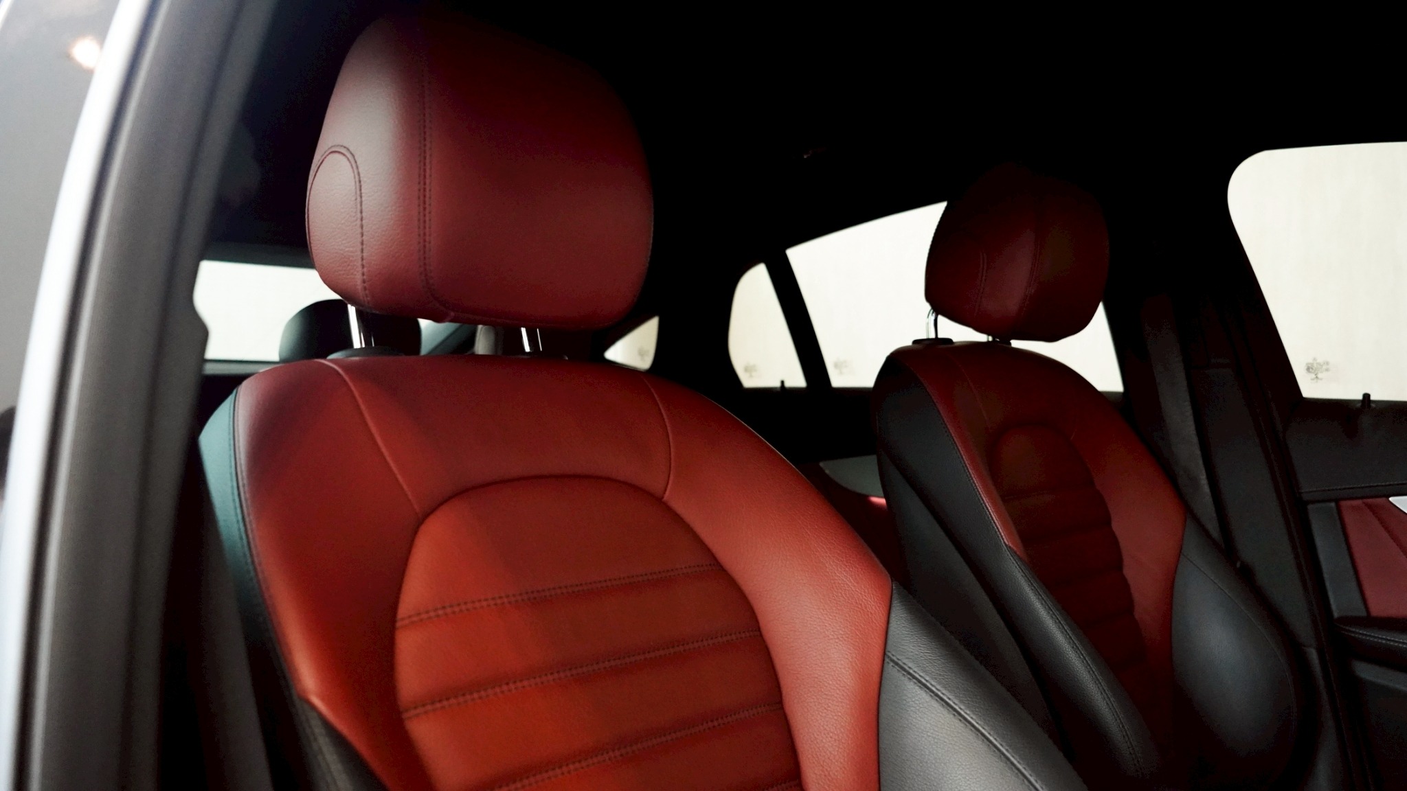 LINE_ALBUM_GLC220d Coupe AMG ปี 21 _999_251112_2