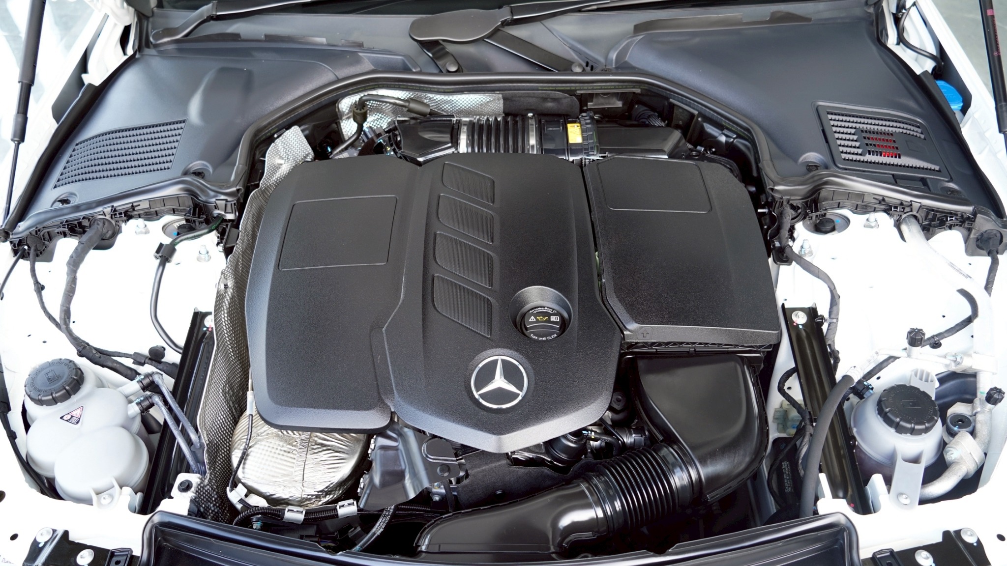 LINE_ALBUM_Mercedes-Benz C220d AMG Line ปี 24 _789_251115_8