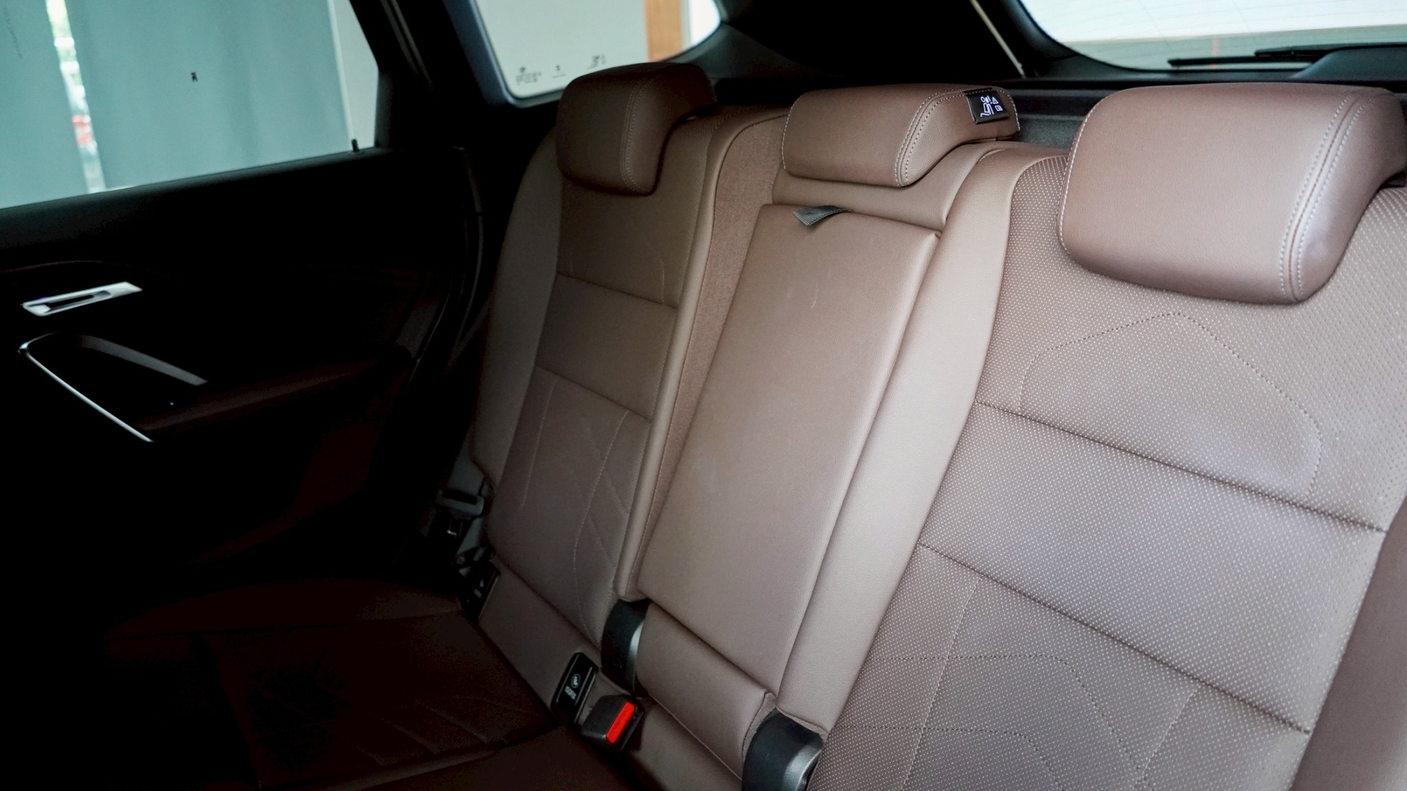 LINE_ALBUM_U11 BMW X1sDrive20i M-Sport ปี 23 _5115_251112_13