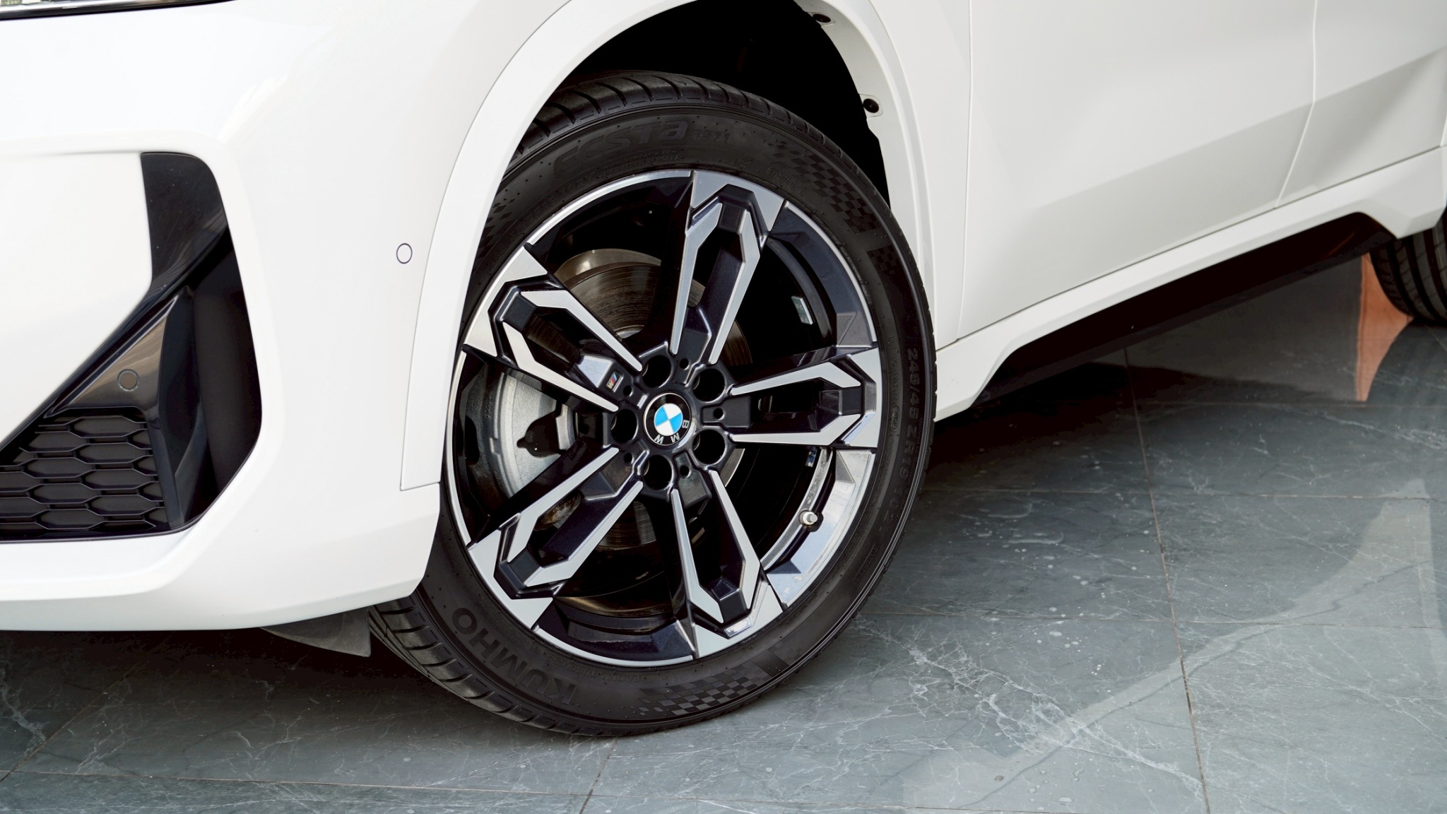 LINE_ALBUM_U11 BMW X1sDrive20i M-Sport ปี 23 _5115_251112_15
