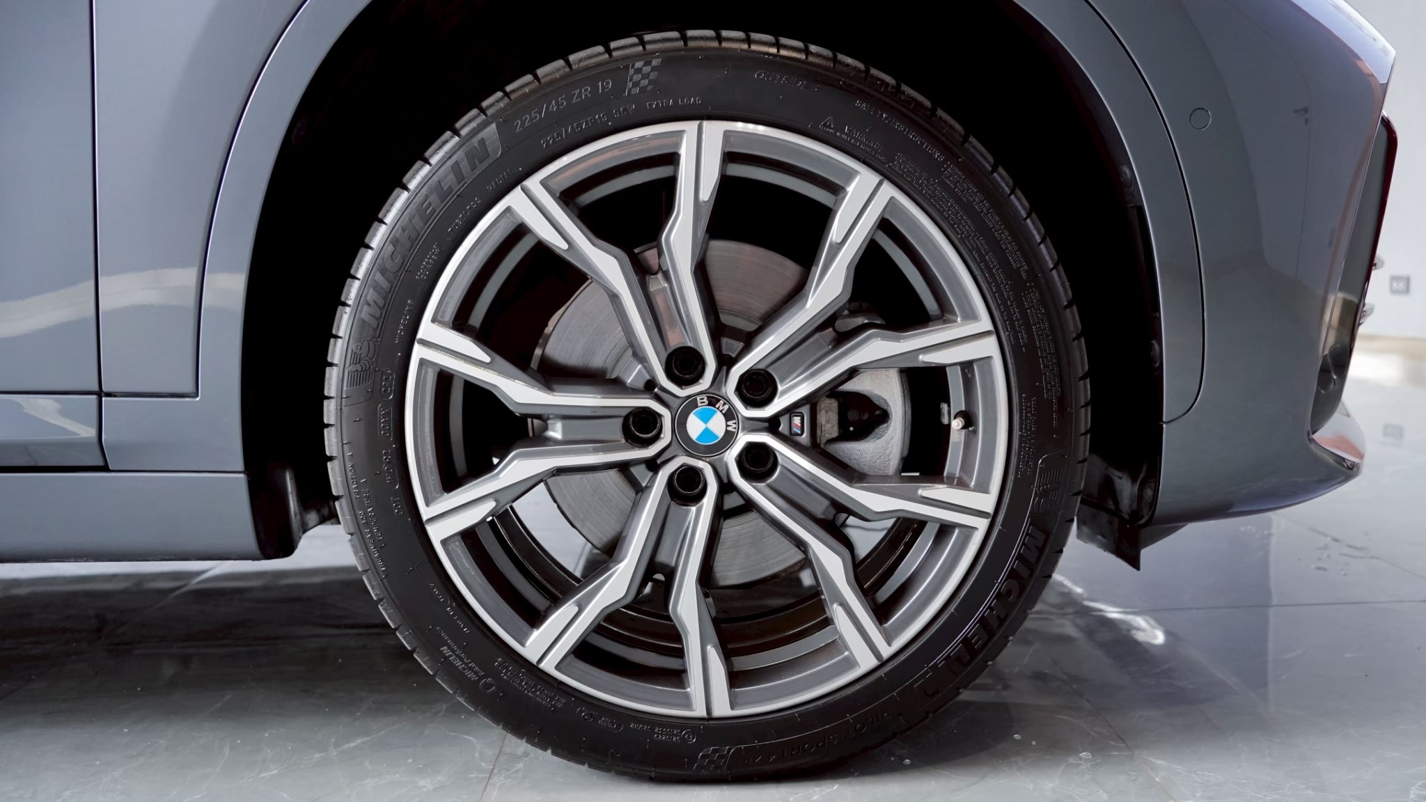 LINE_ALBUM_X1sDrive20d M Sport ปี21 รหัส _5517_251209_11