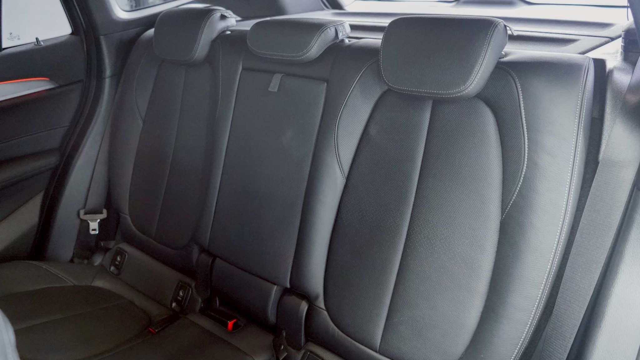 LINE_ALBUM_X1sDrive20d M Sport ปี21 รหัส _5517_251209_5